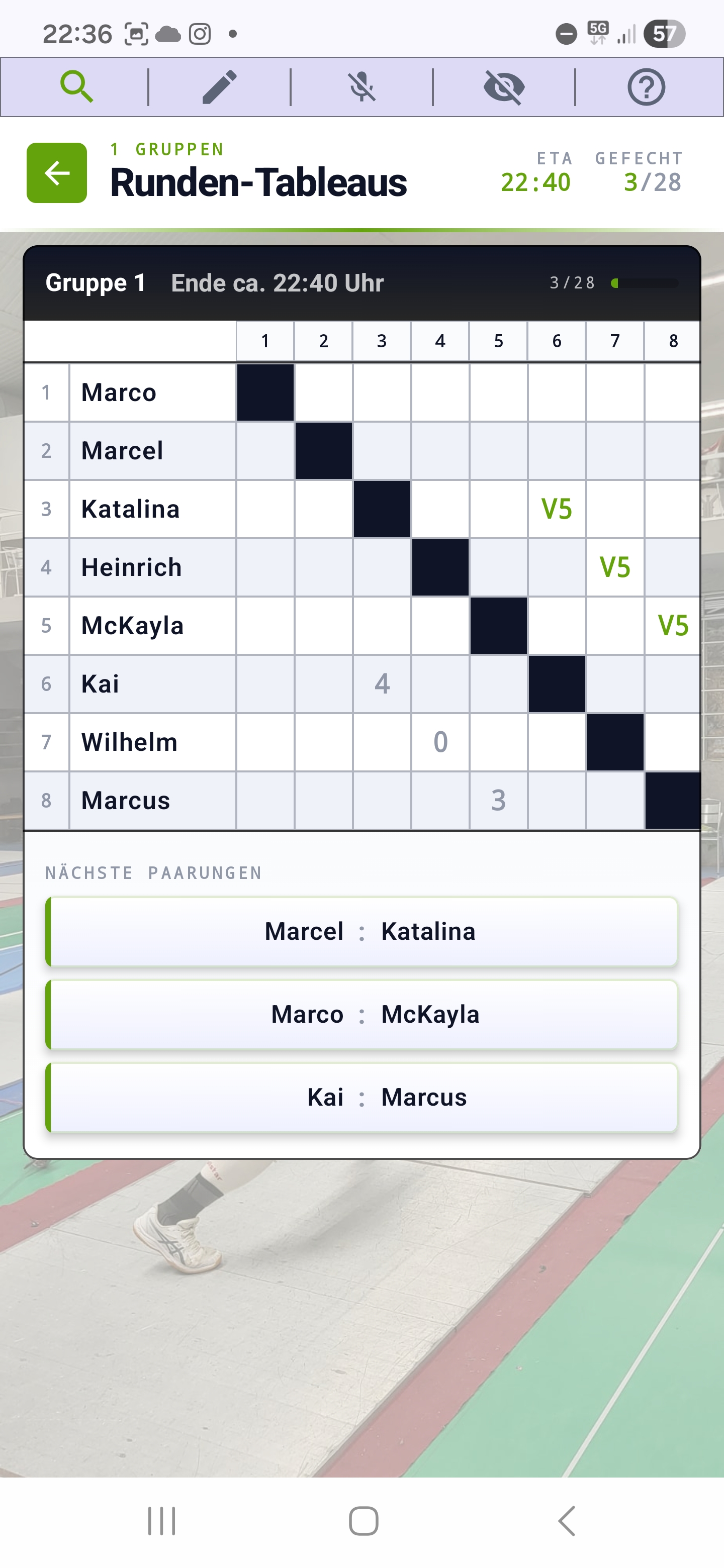 Klient-smartphone med övertagen pool-tablå, några matcher redan markerade med V5-resultat